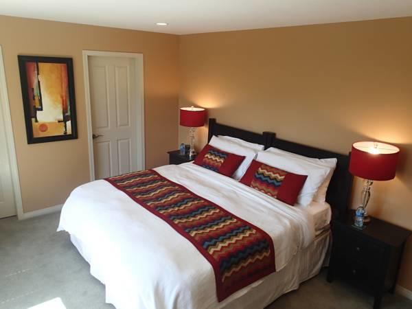 A View Of The Lake B & B West Kelowna Exterior photo